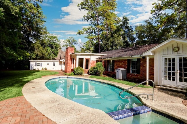 Photo - 11910 Laurie Ln