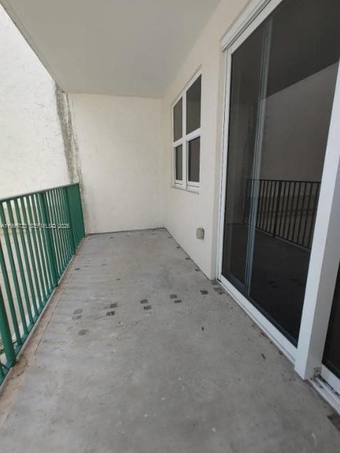 Photo - 20000 E Country Club Dr Unidad 201