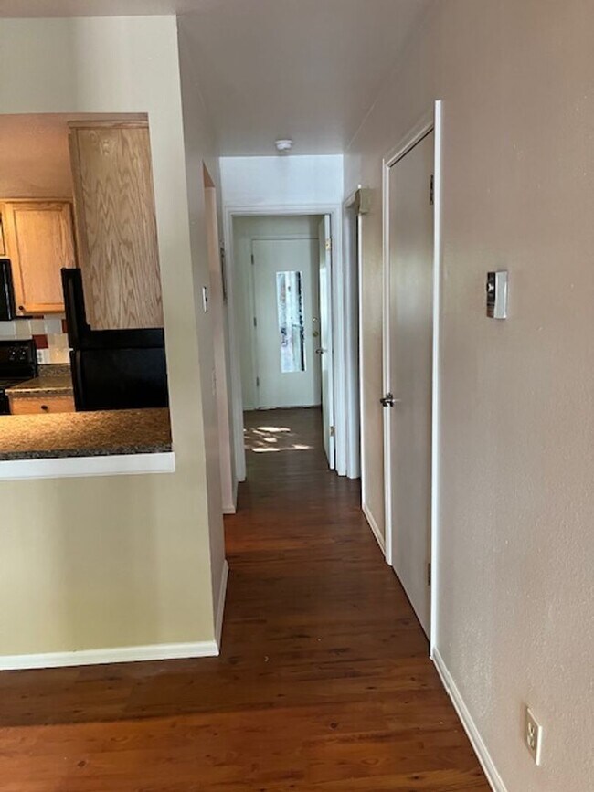 Photo - 2255 Spruce St Unidad Nasser