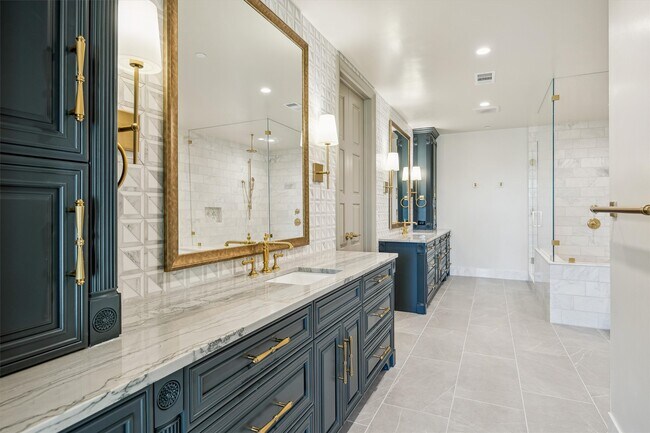 Photo - 1717 Bissonnet St Unit 1802