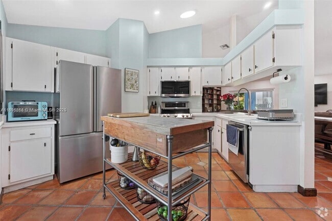 Building Photo - 301 NW 78th Ave Rental