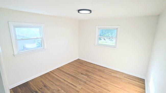 Photo - 845 Florland Dr