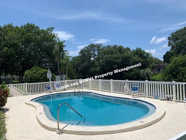 Photo - 3322 Camelot Dr