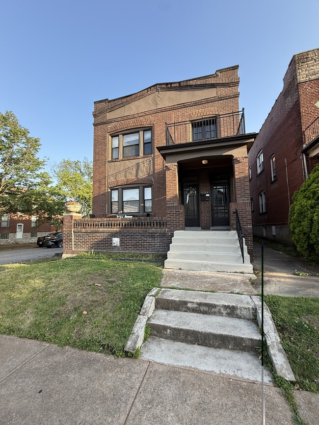 Building Photo - 5200 Devonshire Ave Unit 2F