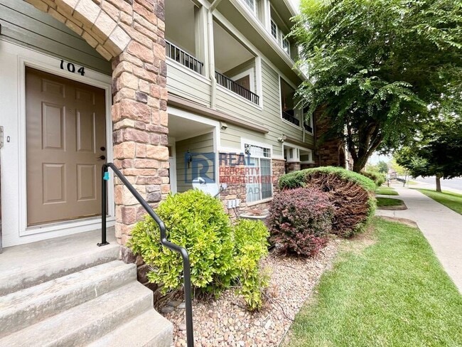 Building Photo - 12711 Colorado Blvd Rental