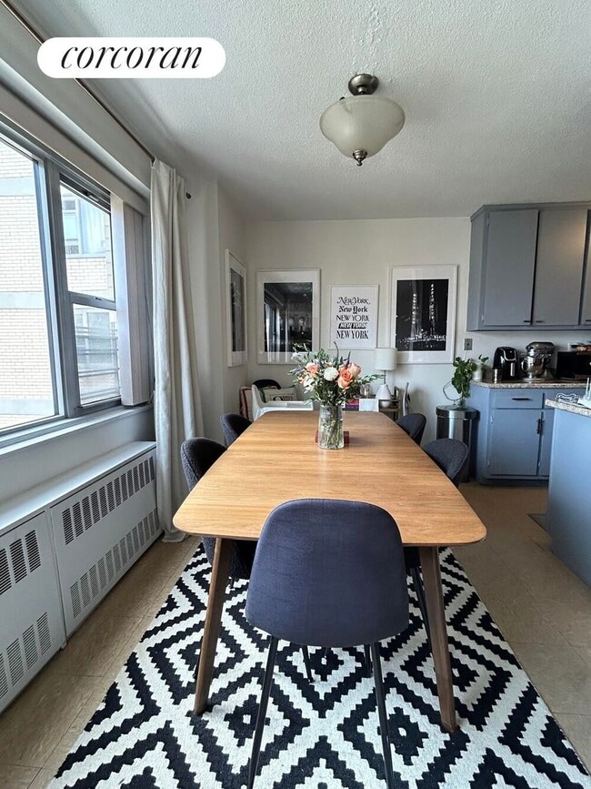 Building Photo - 100 W 93rd St Rental