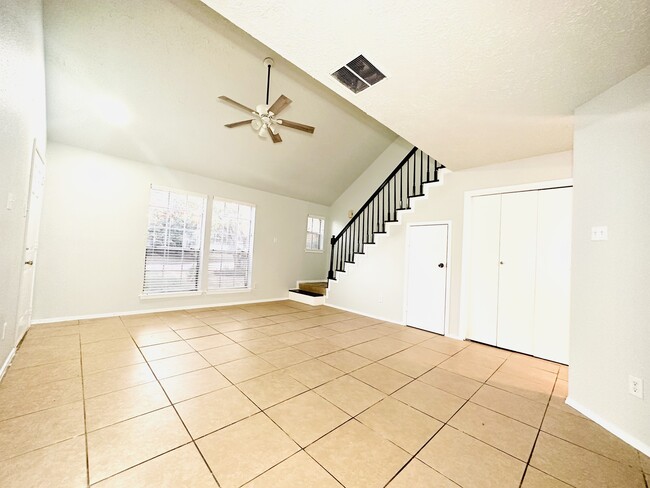 Photo - 11014 Longtom Ct