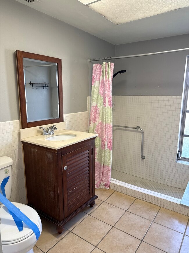 Photo - 3915 Winston Dr