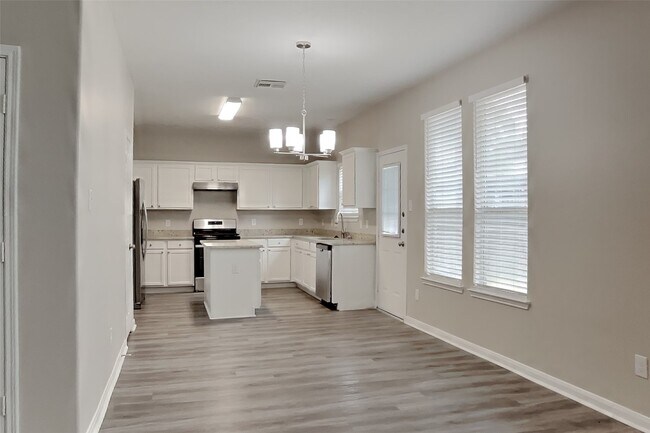 Photo - 3602 Windlewood Dr