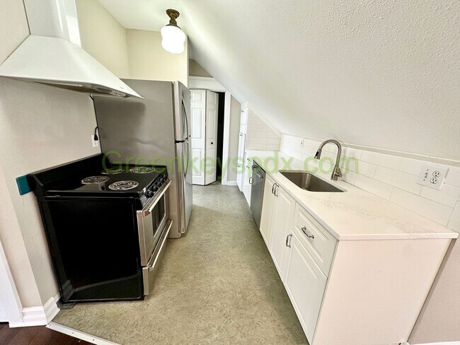 Photo - Gorgeous 1 Bedroom 1 Bath Top Floor Unit i...