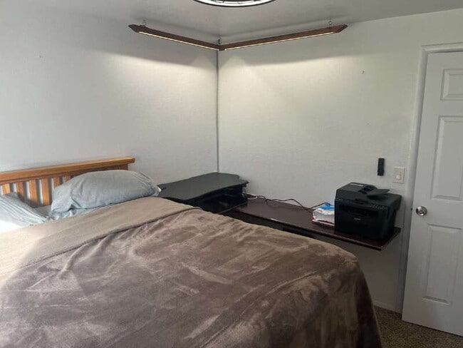 Photo - 4135 S Minuteman Way