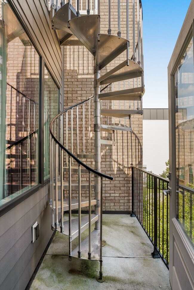 Photo - 1613 Marshall Hollow Dr Unit #302