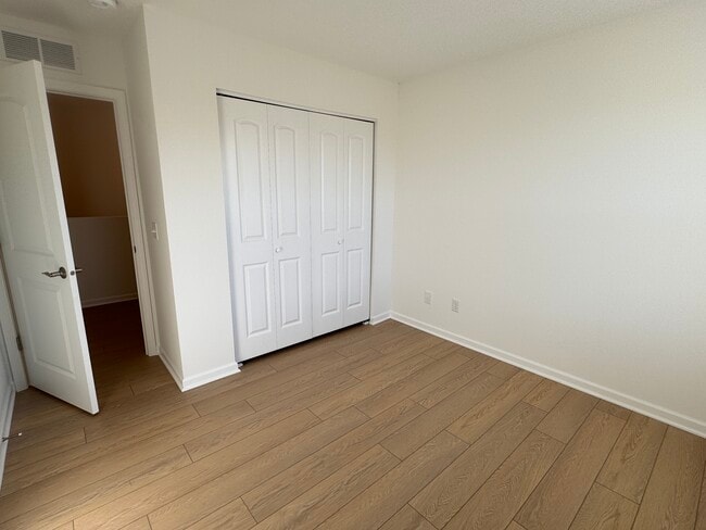 Photo - 5888 Butterfield Ct