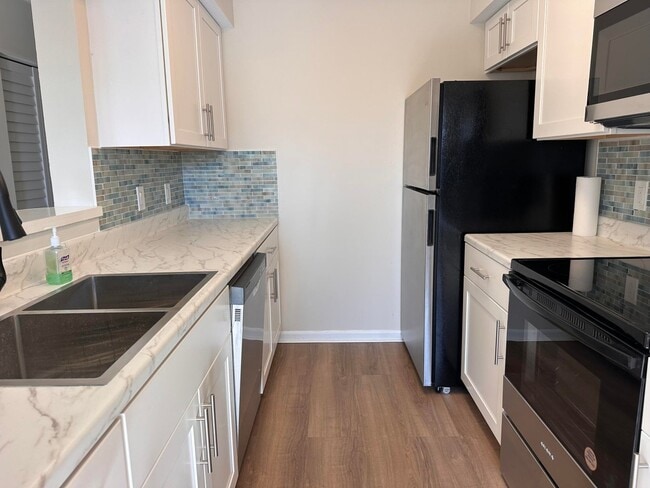 Photo - 815 W Boynton Beach Blvd