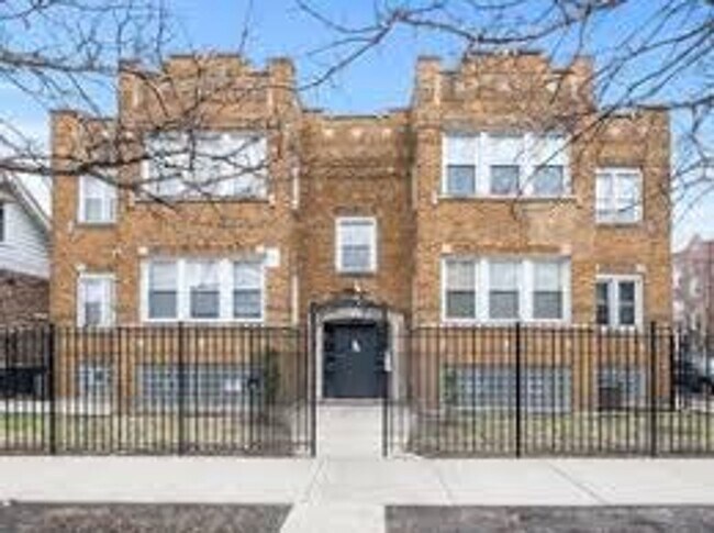 Photo - 6200 S Albany Ave. Chicago IL