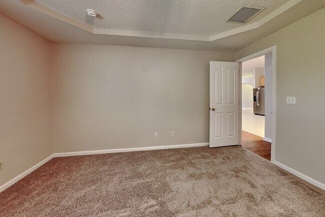Photo - 6240 Hawk View Road