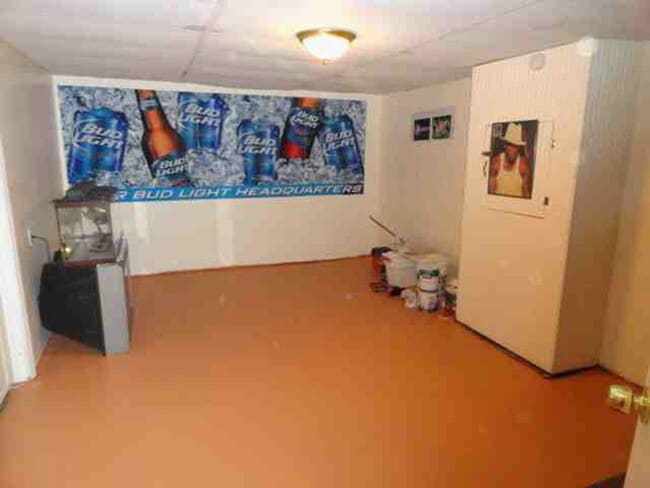 Photo - Open floor plan