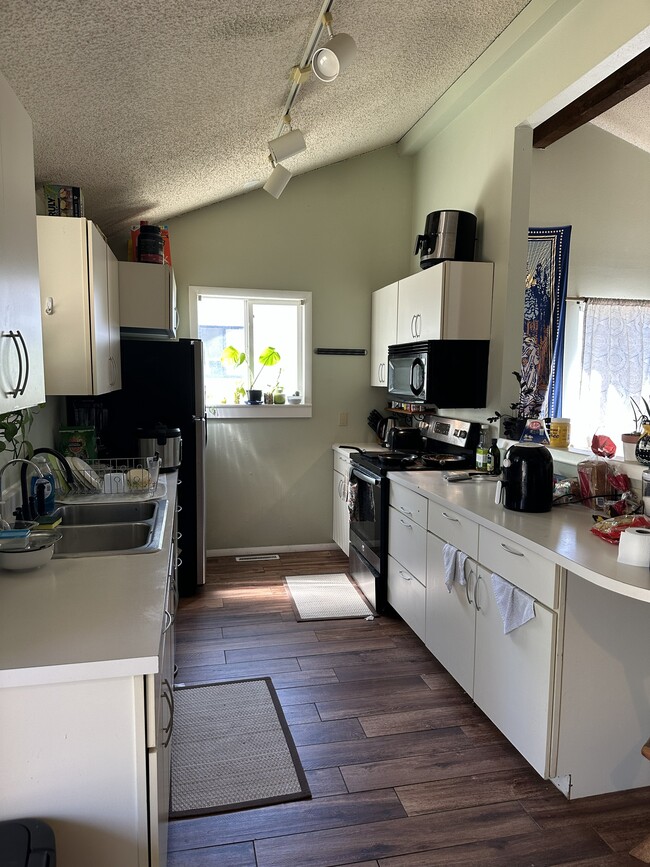 Photo - 2633 Sherwood Cir