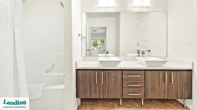 11505 NE Yacht Harbor Dr Unidad D109