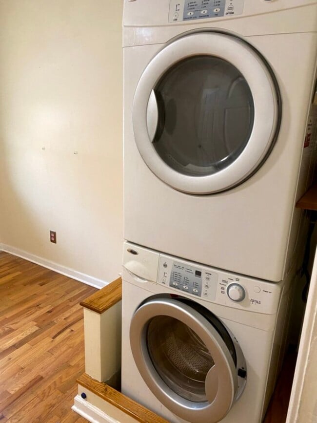 Washer Dryer - 1620 Briarcliff Rd NE Unit 1