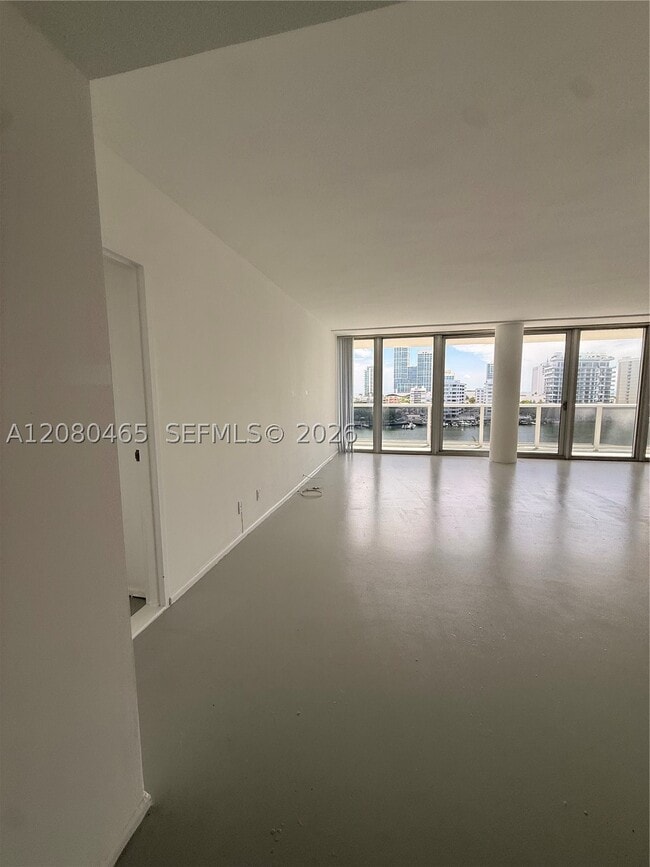 900 Bay Dr E Unit 722