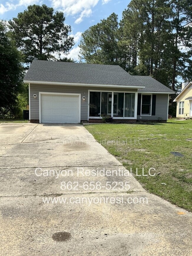 Building Photo - 628 Walker St Rental
