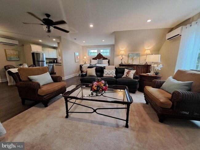 Photo - 15550 New Rd