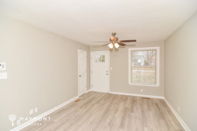 Photo - 2829 Thrush Dr