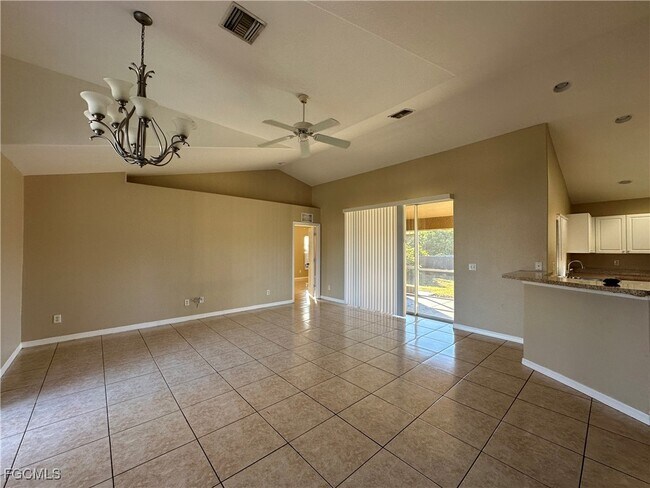 Photo - 3015 40th St SW