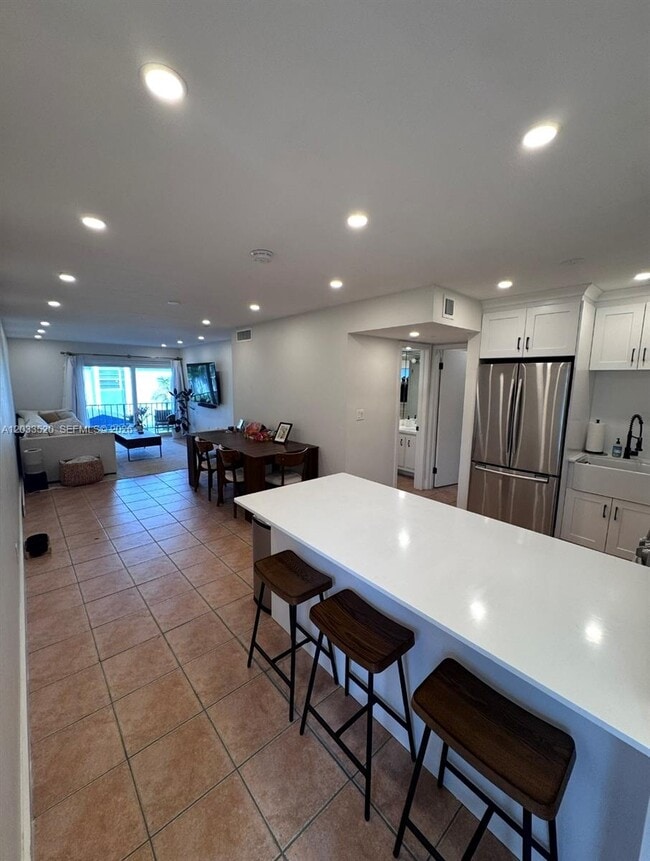 Photo - 9227 SW 87th Ave Unidad B7