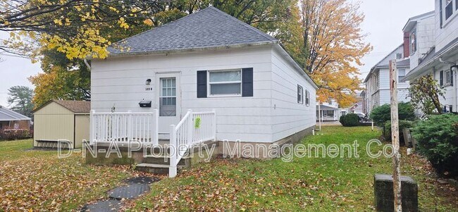 Building Photo - 103-105 S. Broadway Unit 105B S Broadway