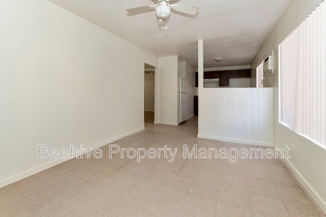 Photo - 739 E Pierce St