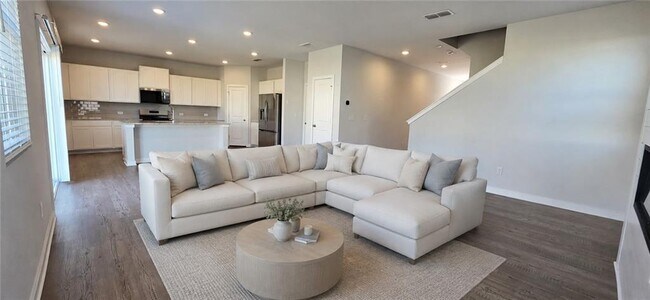 2452 Brown Dove Wy