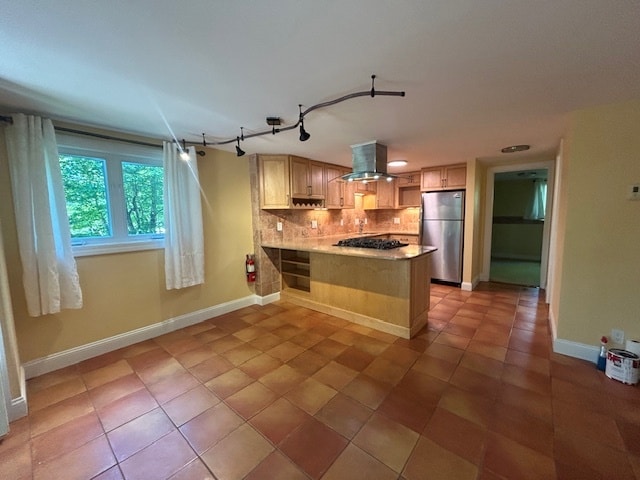 sala de estar/cocina - 4234 Bolton Valley Access Rd Unidad 2H
