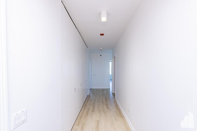 Photo - 2 bedroom in Chicago IL 60647 Unidad 2502