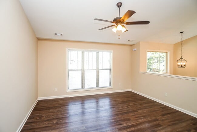 Photo - 981 West Ave