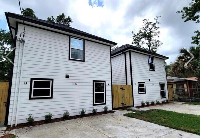 Building Photo - 8120 Laura Koppe Rd
