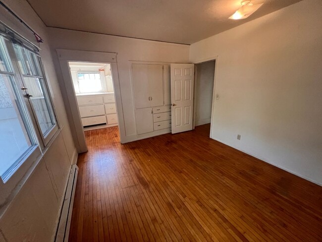 Photo - 1287 Washington St