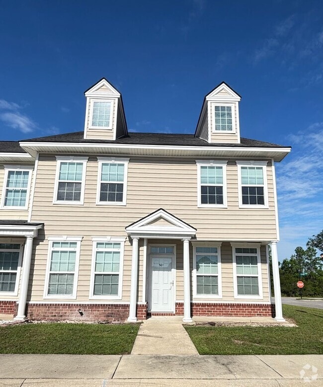 Building Photo - For Rent Rental