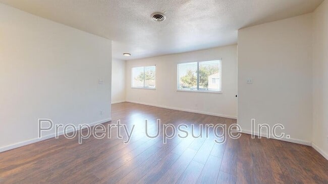 Photo - 1356 Hobart Dr