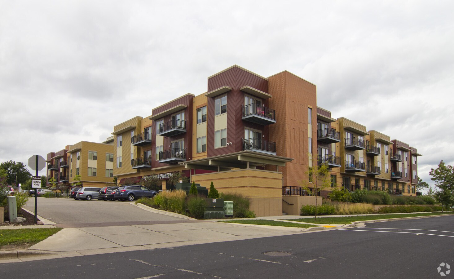 Photo - Sequoya Commons Apartments