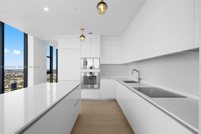 Photo - 700 NE 24th St Unit PH6005