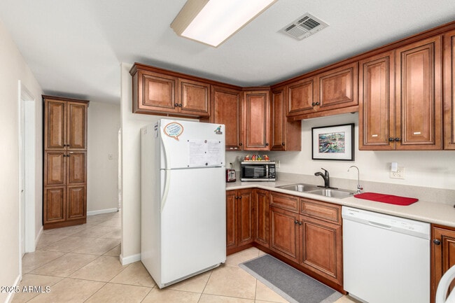 Photo - 6830 E Edgemont Ave