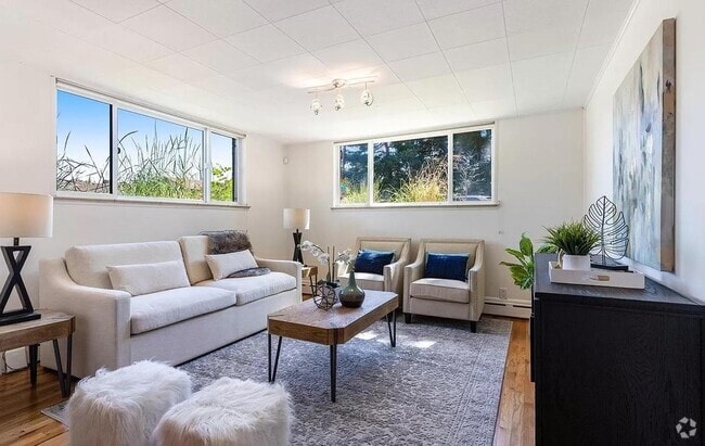 Building Photo - 5000 W 37th Ave Rental