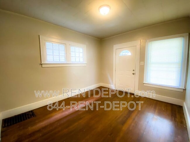 Photo - 1415 E Indiana St