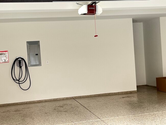 Photo - 155 Bishop Lndg Unidad Eastwood