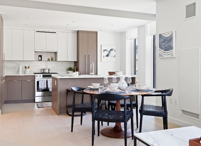 Photo - 390 Harrison Ave Unidad 814