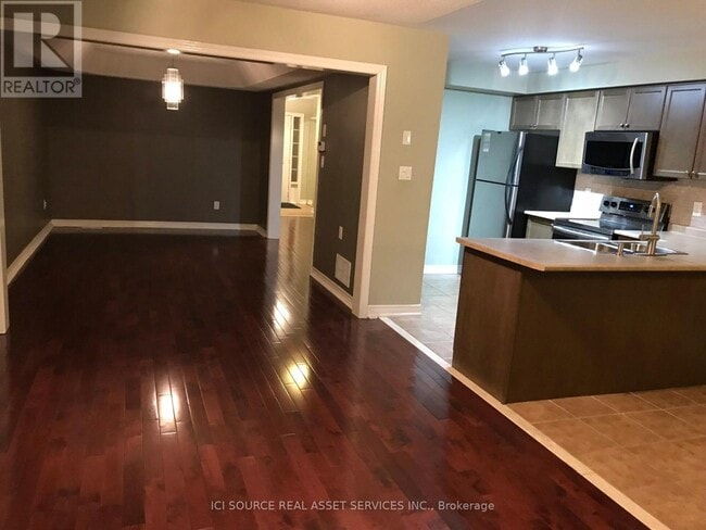 Photo - 42 Keywood St