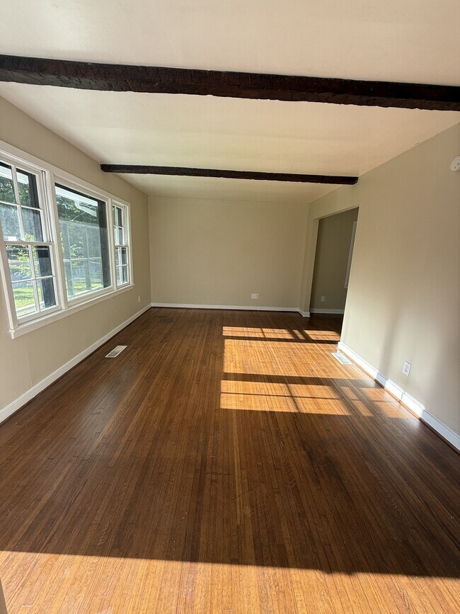 Photo - 1332 4th Way NW