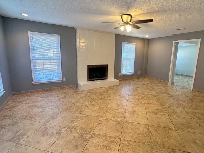 Photo - 2598 Cedar Ridge Dr